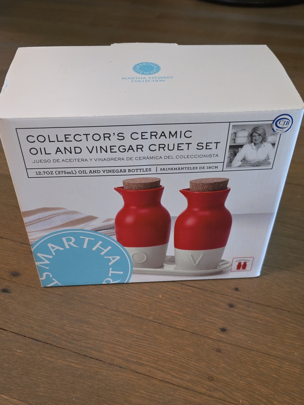 Martha Stewart Red Ceramic Oil & Vinegar Cruet Set with Cork Stoppers 12.7oz NEW